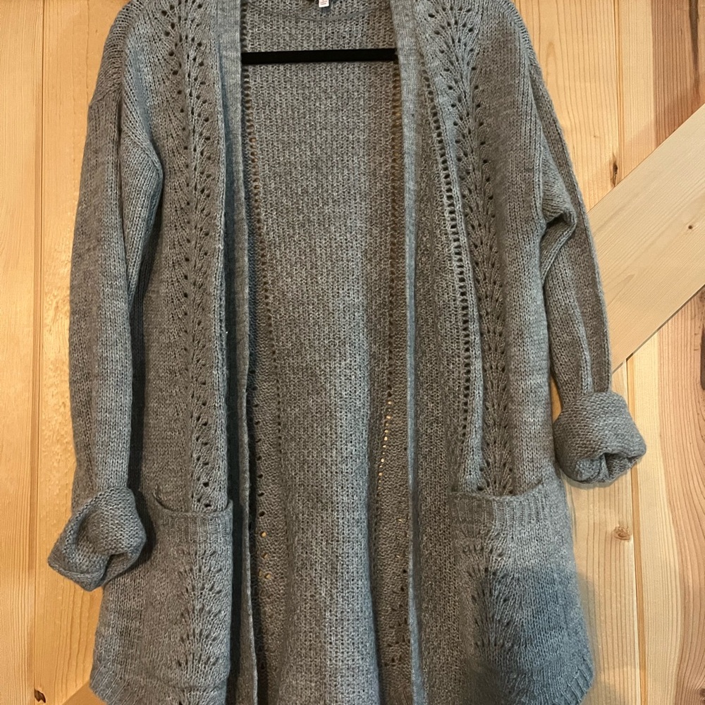 Worn once- Candies cardigan size Large